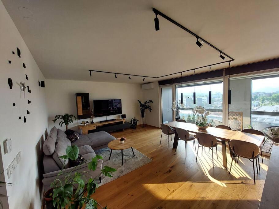Luxury Apartment Ljubljana Buitenkant foto